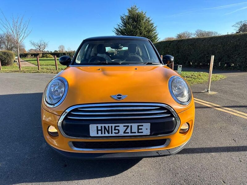 MINI HATCH