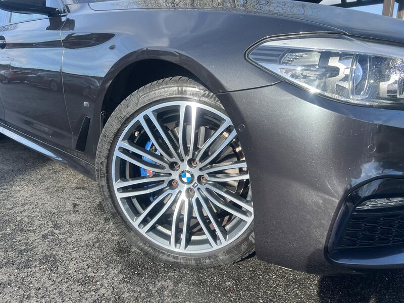 BMW 5 SERIES