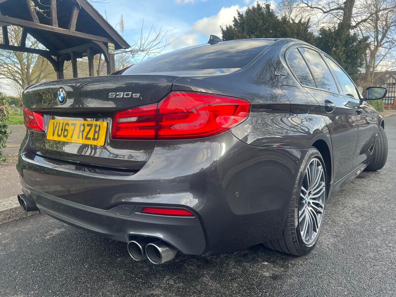 BMW 5 SERIES