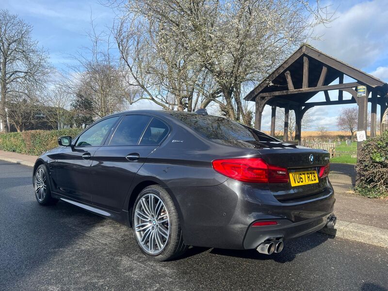 BMW 5 SERIES