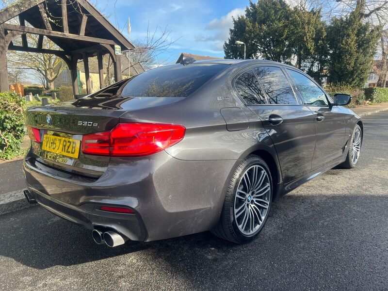 BMW 5 SERIES