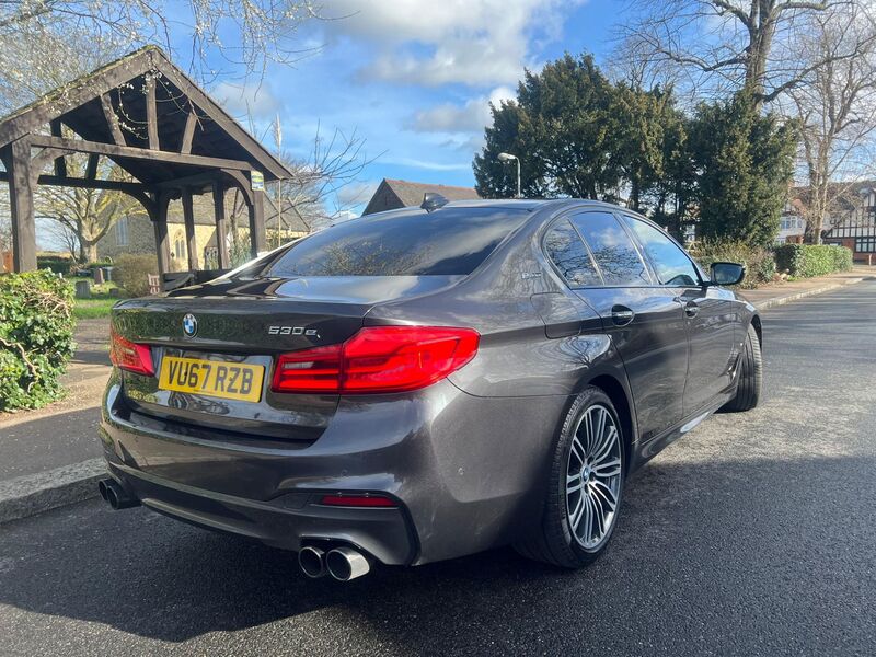 BMW 5 SERIES