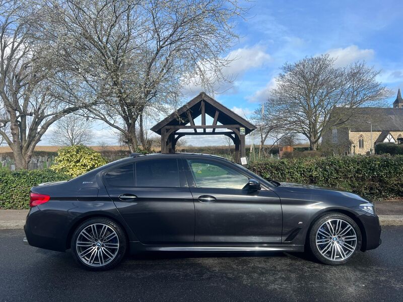 BMW 5 SERIES