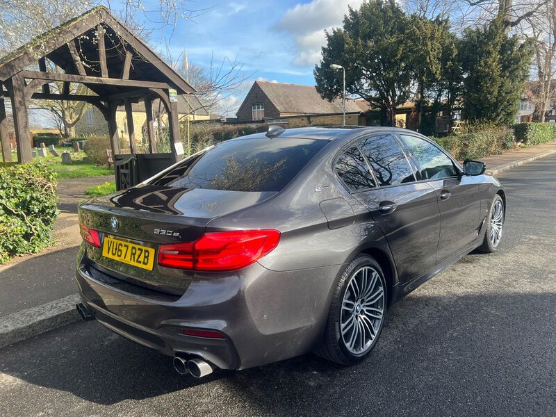 BMW 5 SERIES