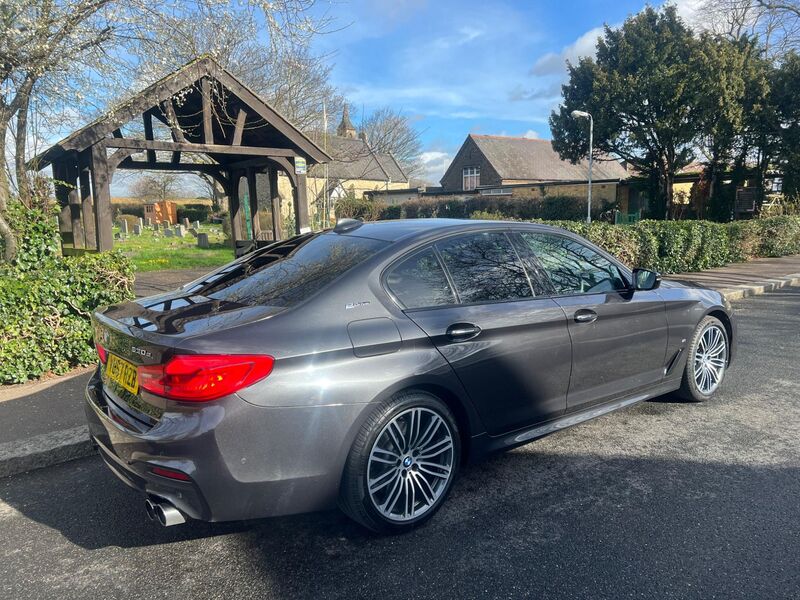 BMW 5 SERIES