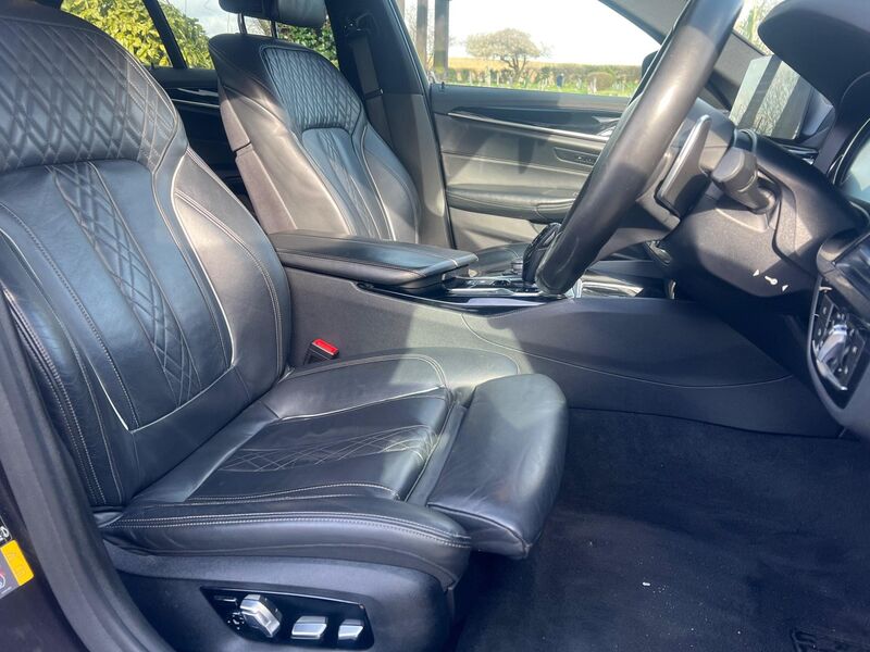 BMW 5 SERIES