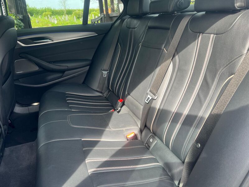 BMW 5 SERIES