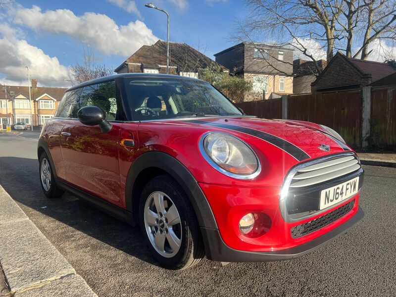 MINI HATCH