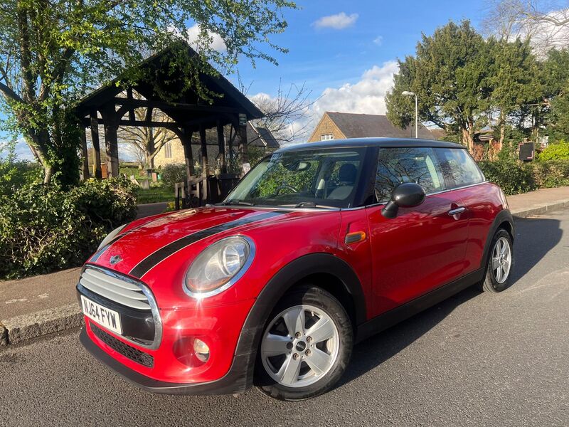 MINI HATCH