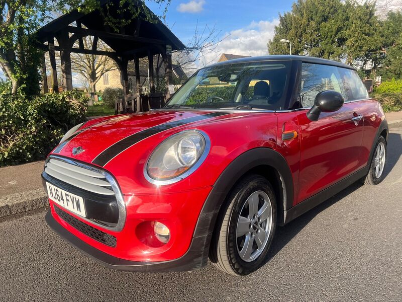 MINI HATCH