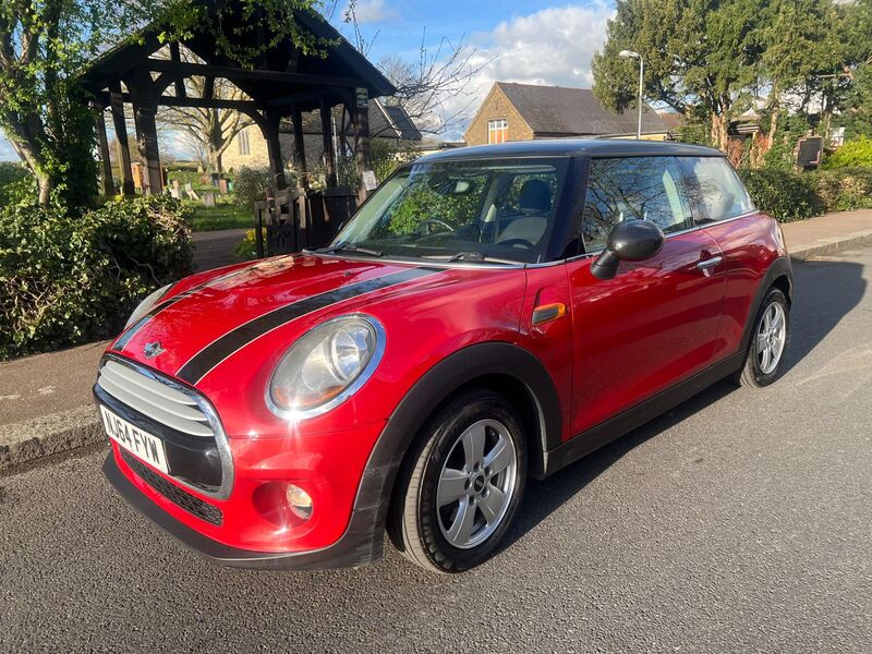 MINI HATCH