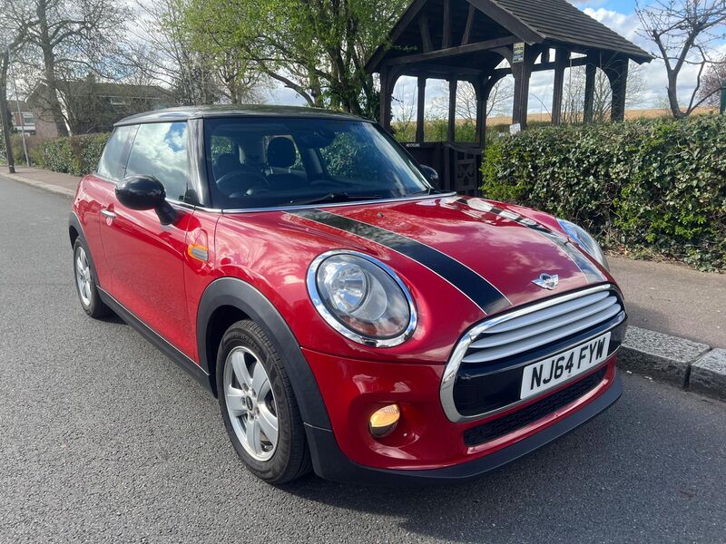 MINI HATCH