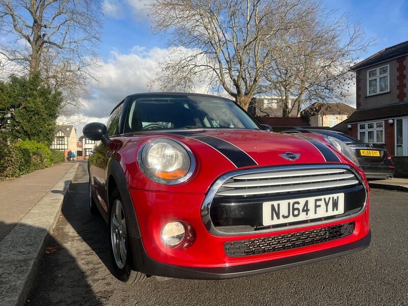 MINI HATCH