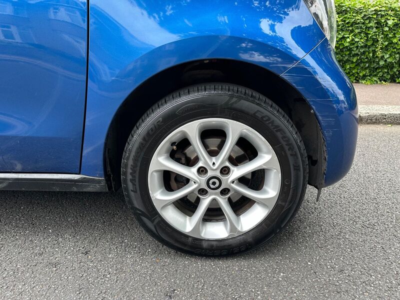 SMART FORFOUR