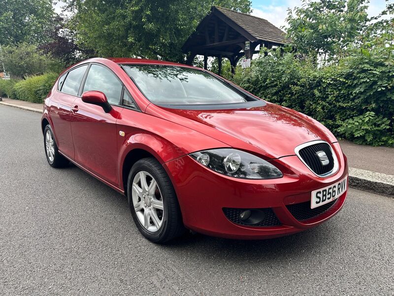 SEAT LEON