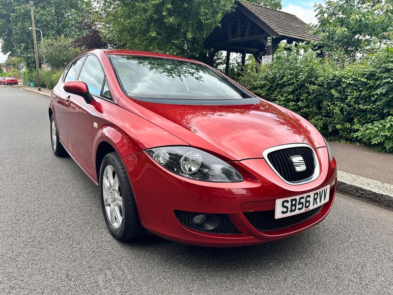 SEAT LEON