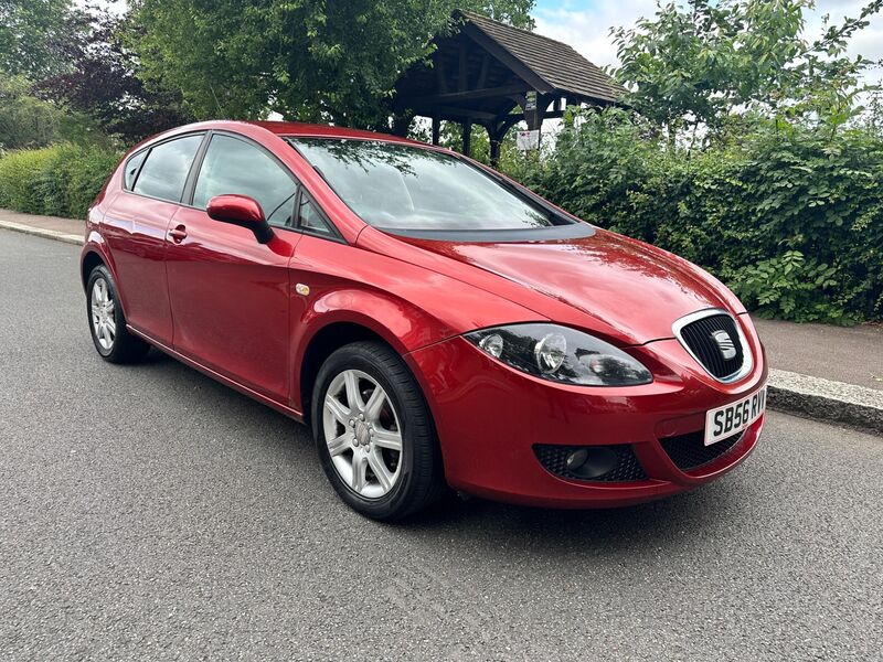 SEAT LEON