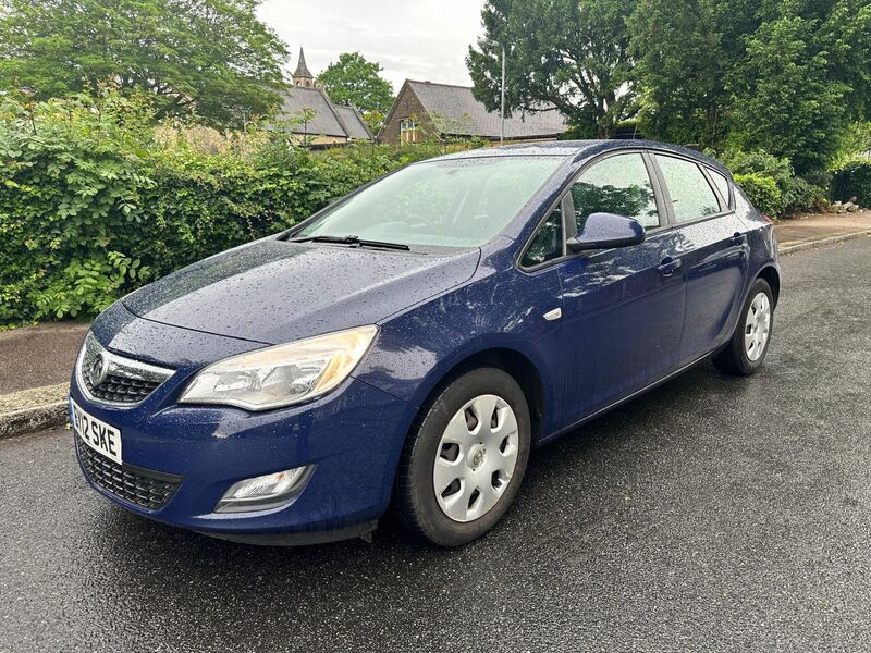 VAUXHALL ASTRA