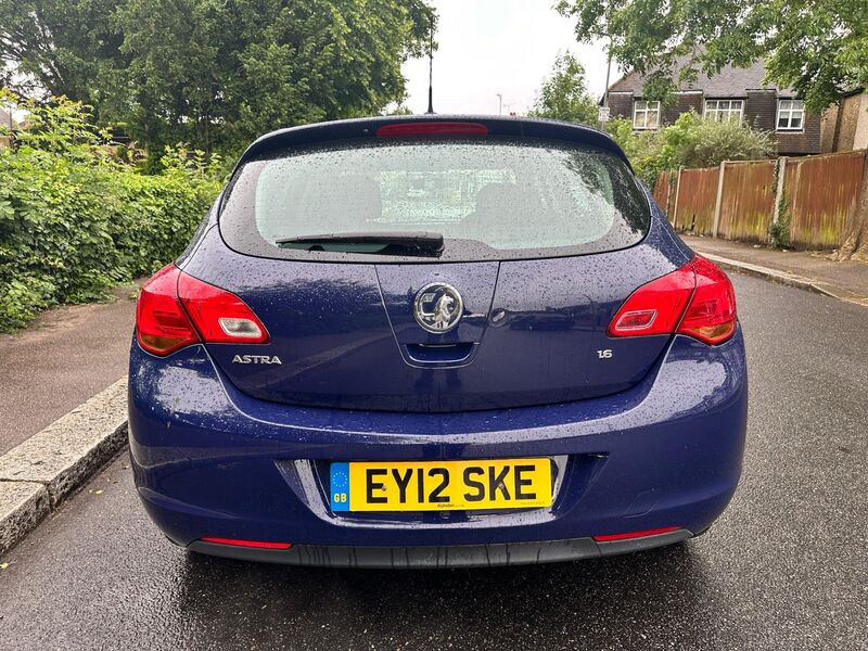 VAUXHALL ASTRA