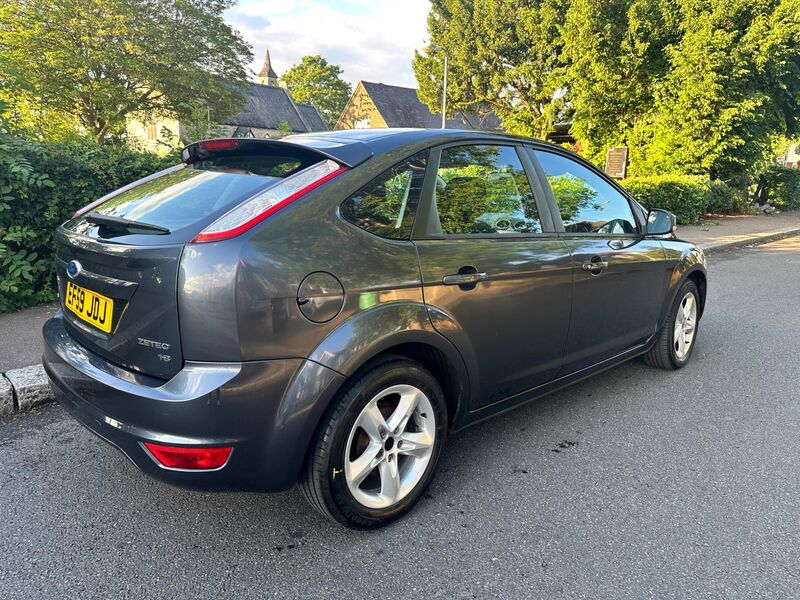 FORD FOCUS