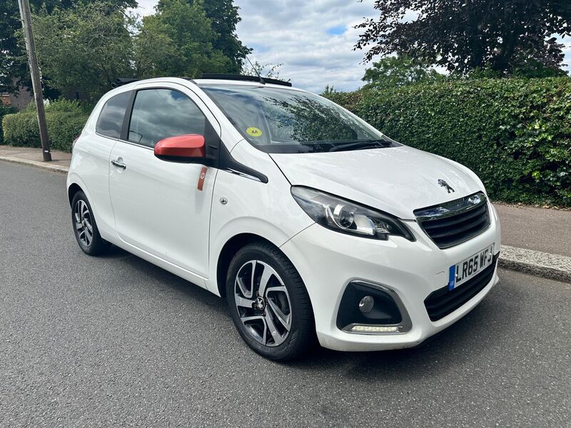 View PEUGEOT 108 1.2 PureTech Roland Garros Top! Euro 6 3dr
