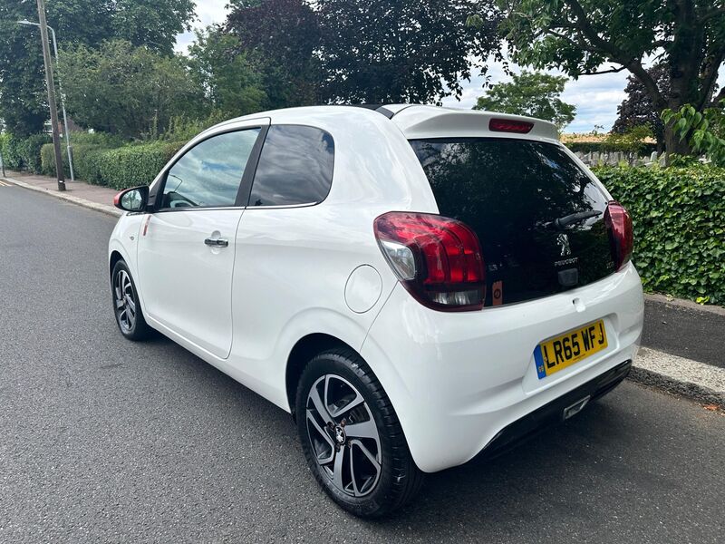 View PEUGEOT 108 1.2 PureTech Roland Garros Top! Euro 6 3dr