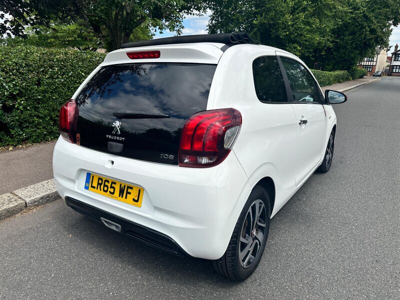 PEUGEOT 108