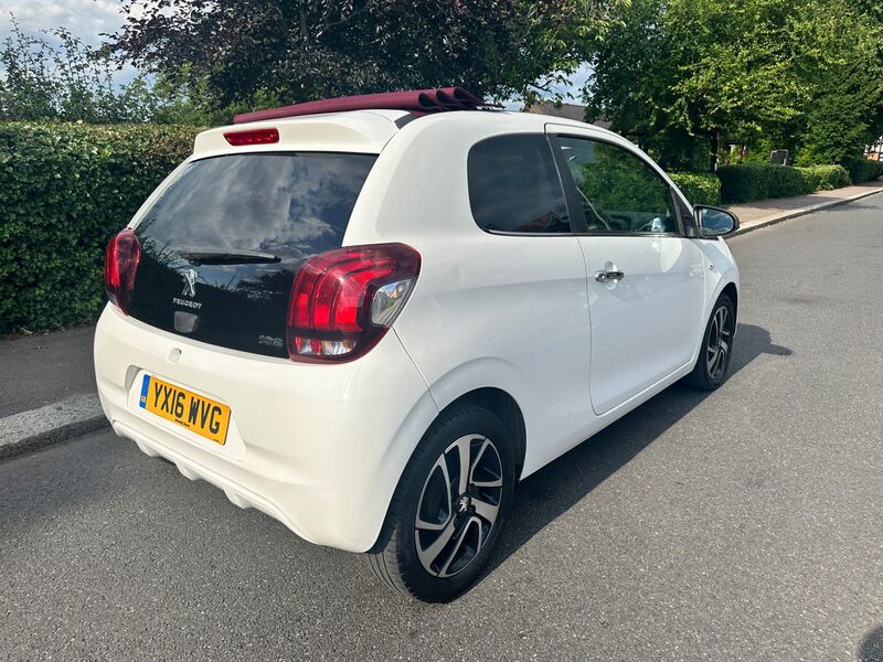 PEUGEOT 108