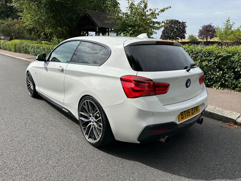 View BMW 1 SERIES 3.0 M135i Auto Euro 6 (s/s) 3dr
