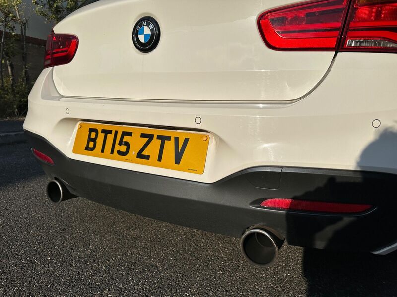 BMW 1 SERIES