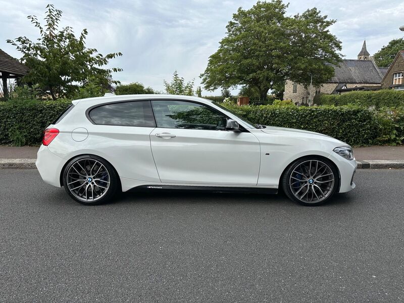 View BMW 1 SERIES 3.0 M135i Auto Euro 6 (s/s) 3dr