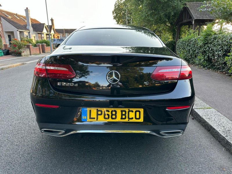 MERCEDES-BENZ E CLASS