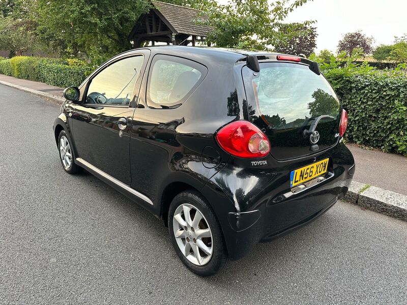 TOYOTA AYGO
