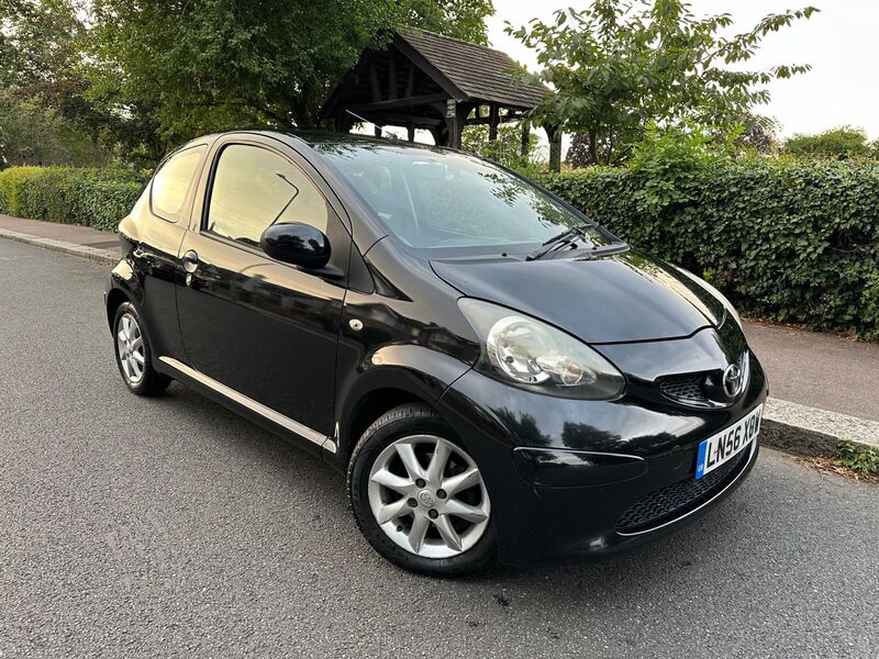 View TOYOTA AYGO 1.0 VVT-i Black Euro 4 3dr