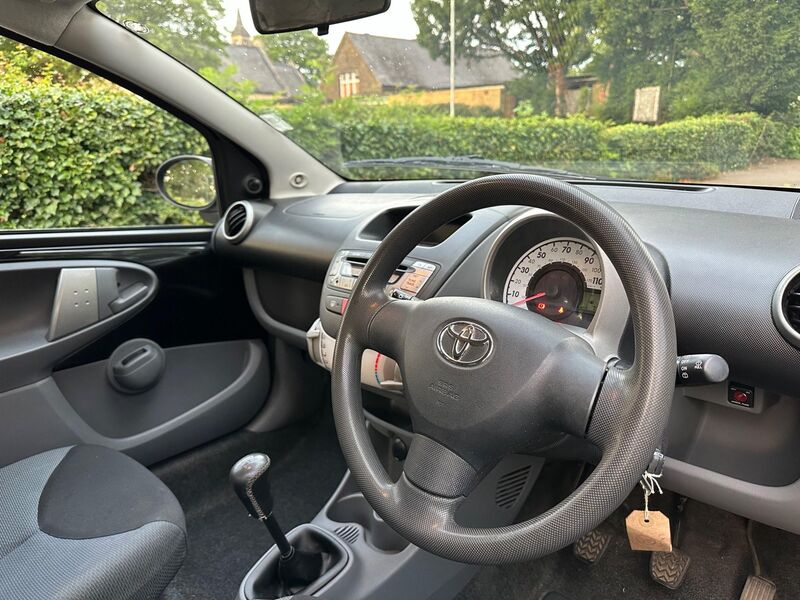 TOYOTA AYGO