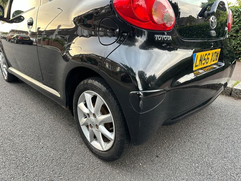 TOYOTA AYGO