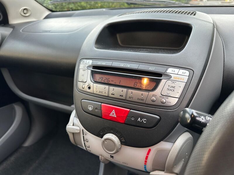 TOYOTA AYGO