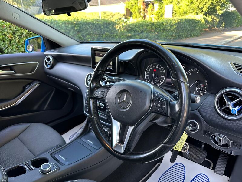 MERCEDES-BENZ A CLASS