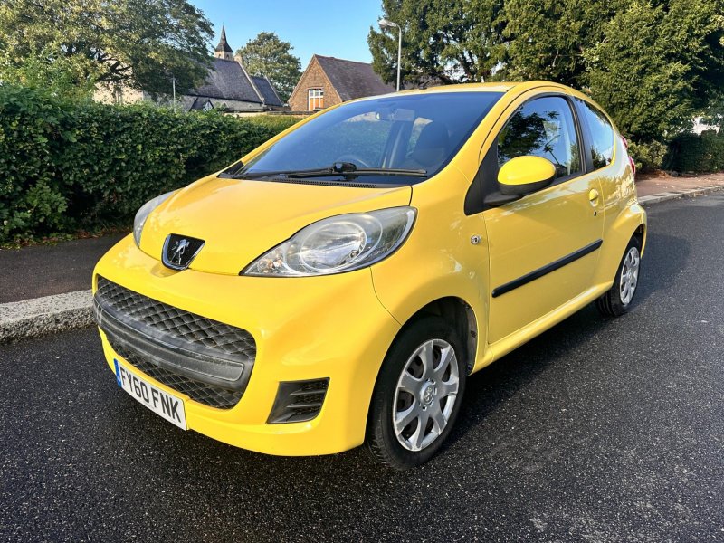 PEUGEOT 107