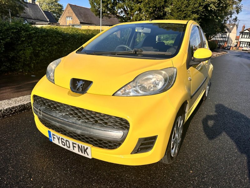 PEUGEOT 107