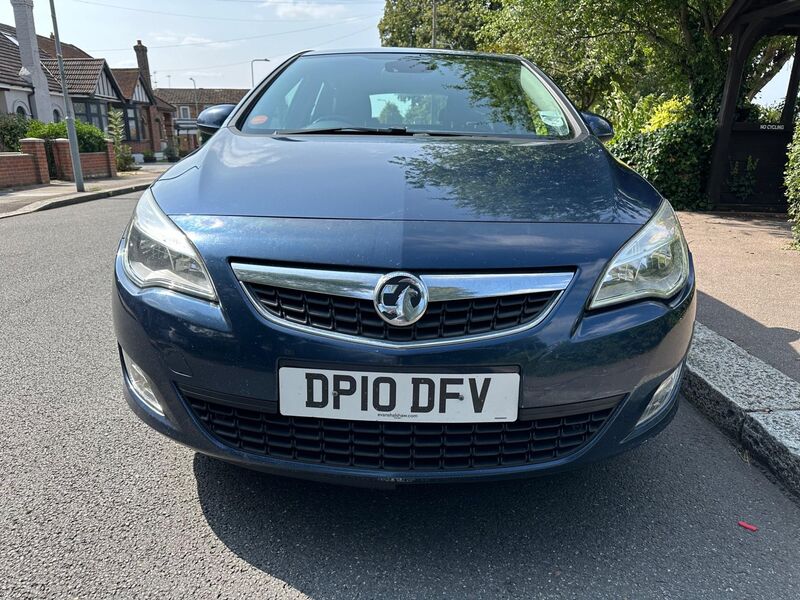 VAUXHALL ASTRA