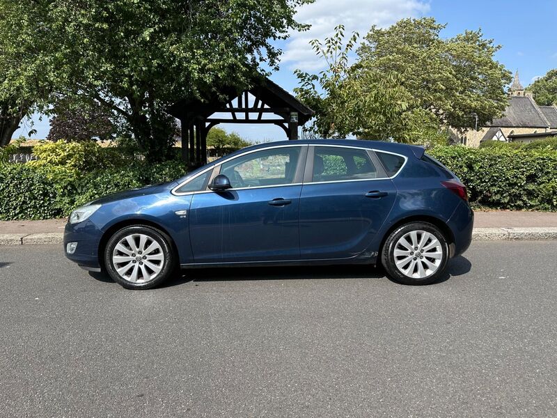 VAUXHALL ASTRA