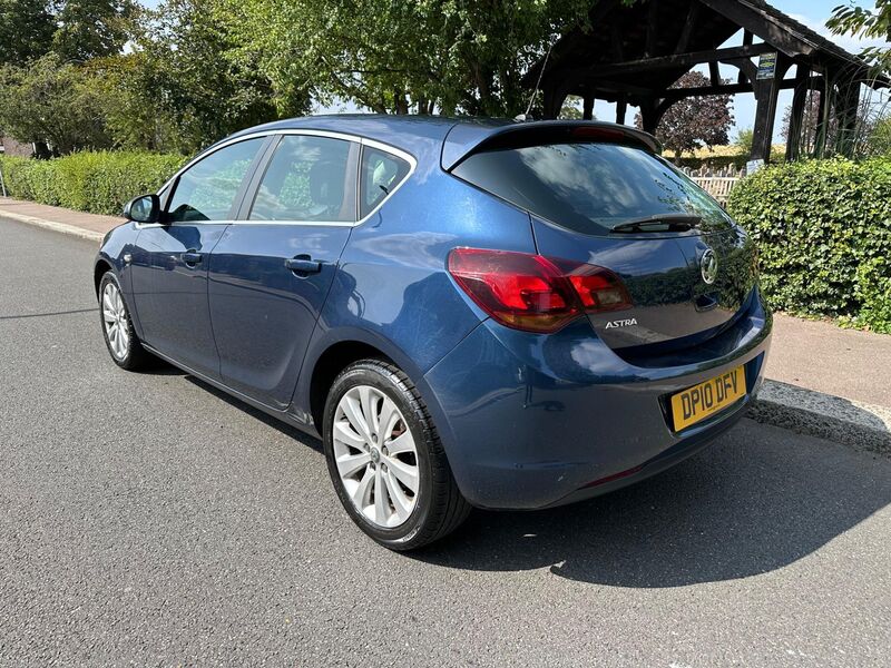 View VAUXHALL ASTRA 1.6 16v SE Euro 5 5dr