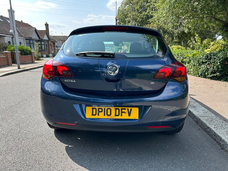VAUXHALL ASTRA