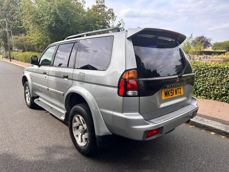 MITSUBISHI SHOGUN SPORT