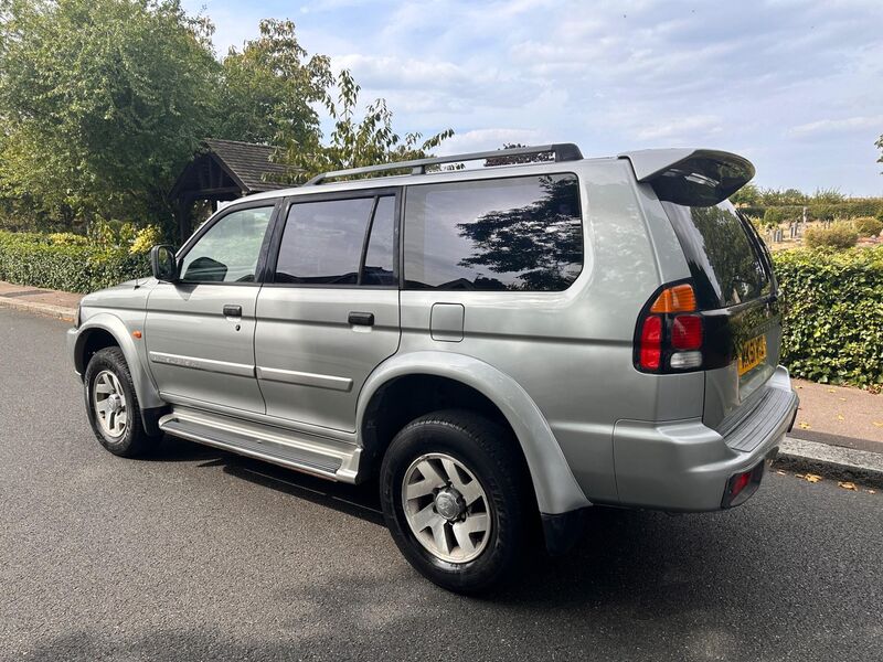MITSUBISHI SHOGUN SPORT