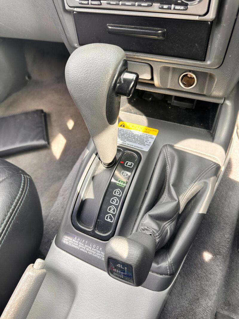 MITSUBISHI SHOGUN SPORT