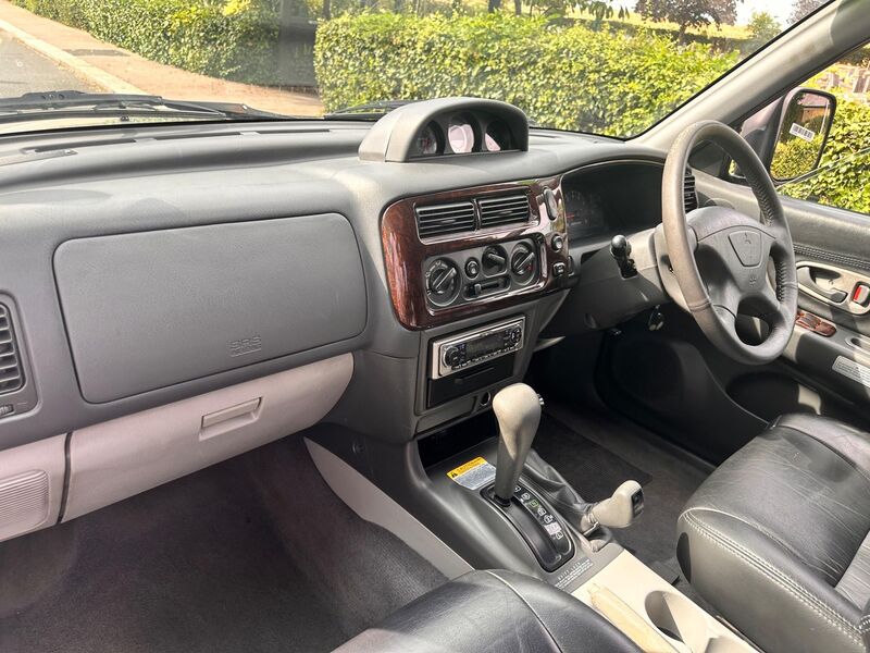 MITSUBISHI SHOGUN SPORT