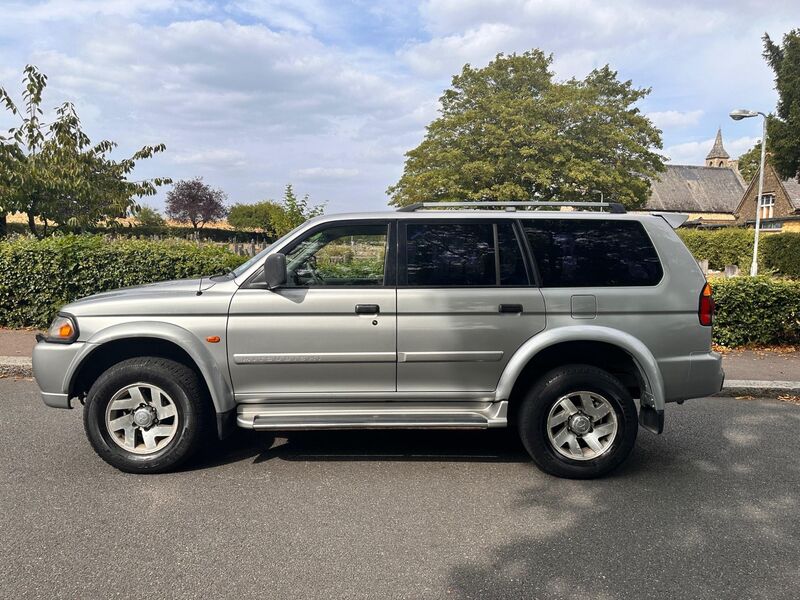 MITSUBISHI SHOGUN SPORT