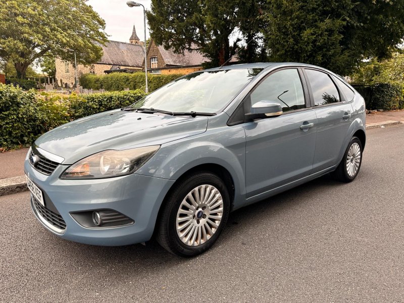 FORD FOCUS